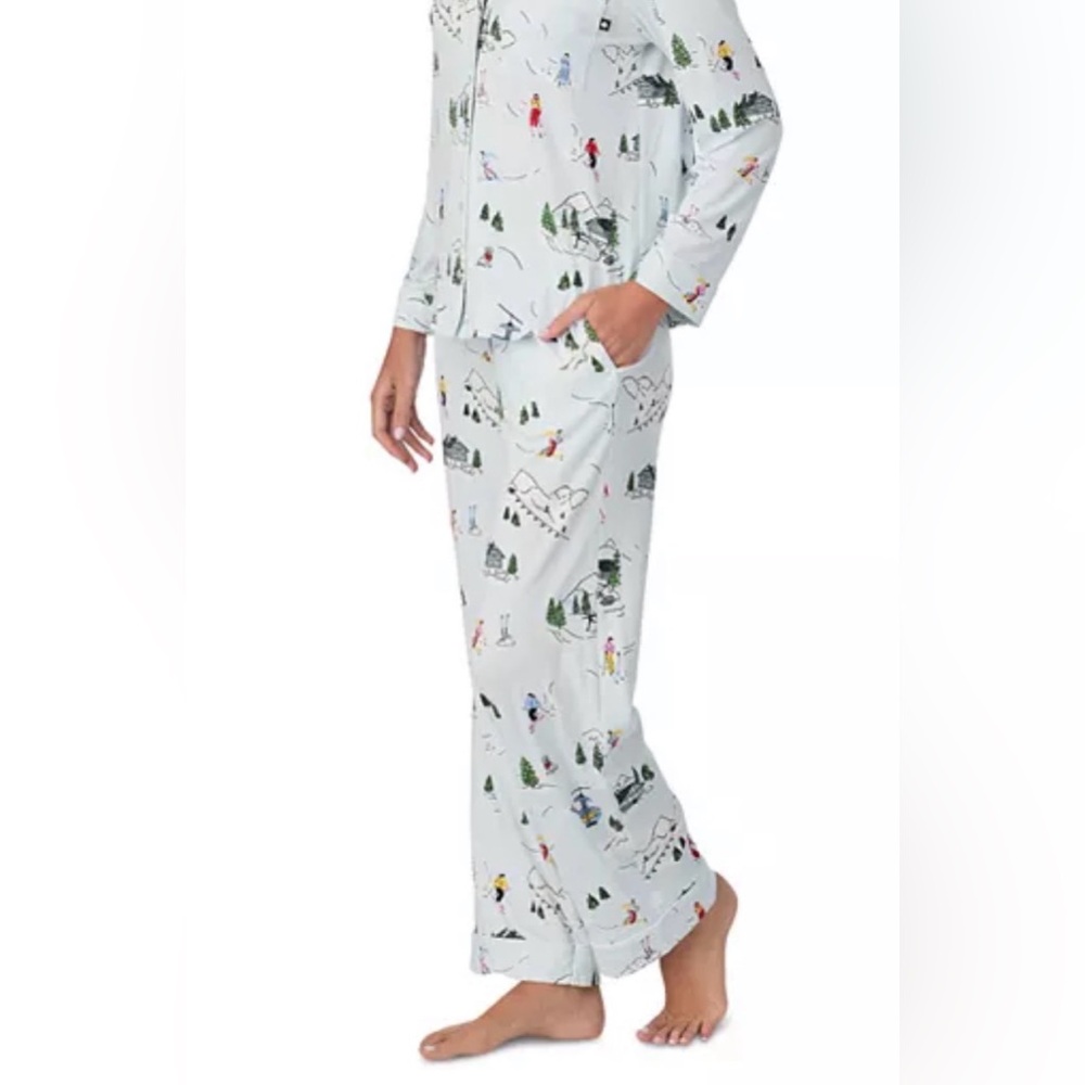 Kate Spade Pajamas Classic Long Sleeve Winter Village Ski Trip Print Pjs NWT - Picture 2 of 13